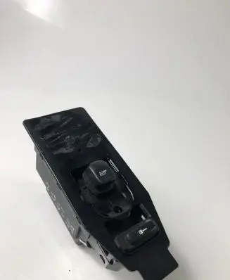 Volvo V70 Electric window control switch 30746075
