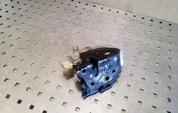 Audi Q7 4L Front door lock 3C2837016A