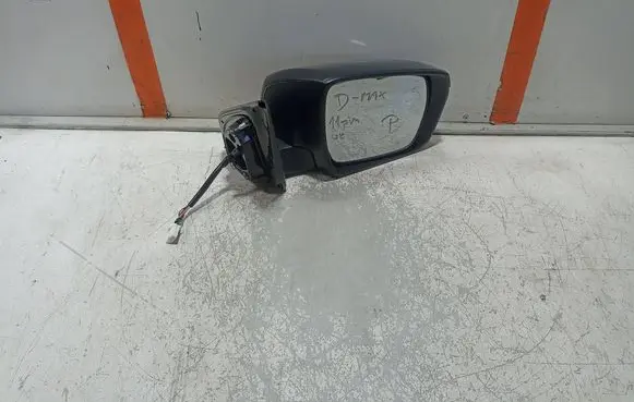 Isuzu D-Max Front door electric wing mirror