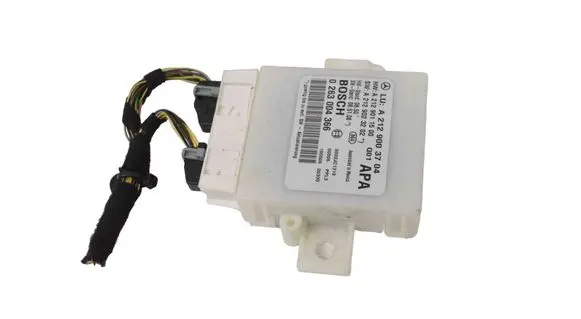 Mercedes-Benz E C207 W207 Parking PDC control unit/module A2129003704 0263004366