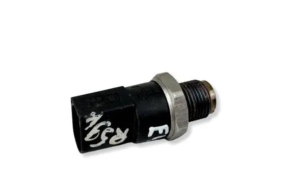 Audi A6 S6 C6 4F Fuel pressure sensor 059130758