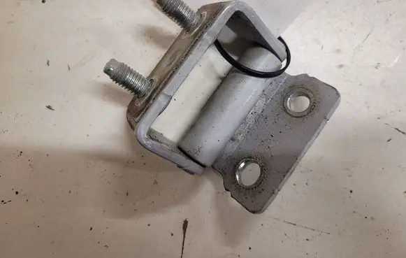 KIA Sportage Tailgate/trunk/boot hinge