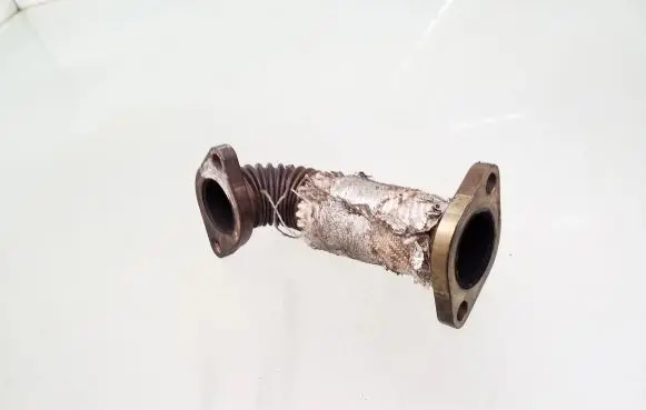 Opel Vectra C EGR valve line/pipe/hose 