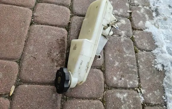 Opel Astra K Master brake cylinder 32669020