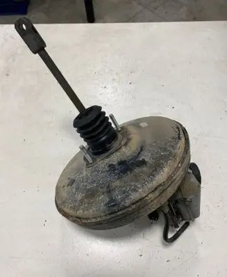 Opel Astra H Brake booster 13216085