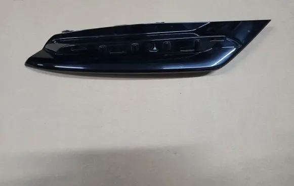 Mazda 3 Front fender indicator light 986587232
