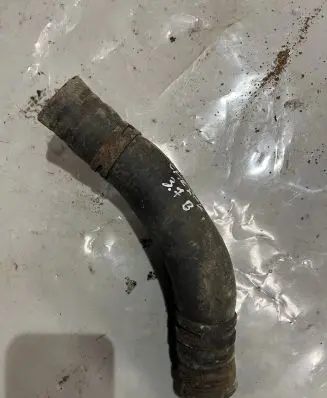Jeep Cherokee III KJ Engine coolant pipe/hose