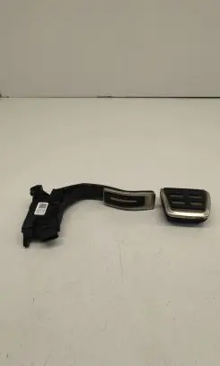 Audi Q7 4M Accelerator throttle pedal 8W1723523A 6PV01164203