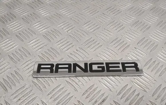 Ford Ranger Manufacturer badge logo/emblem UR8751721