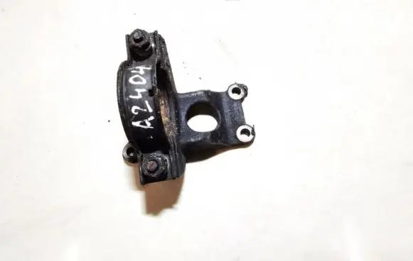 Ford Mondeo Mk III Engine mounting bracket xs7w3k305ac