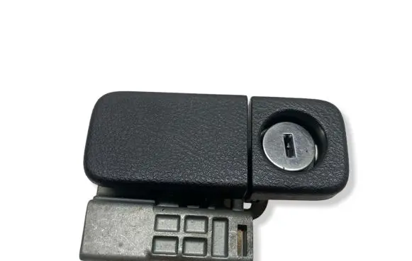 Honda CR-V Glove box handle 