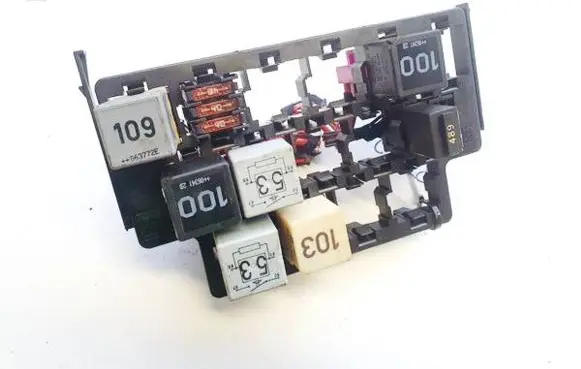 Volkswagen Polo IV 9N3 Fuse box set 6q0972595a