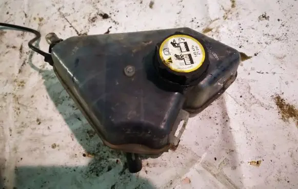 Ford Fiesta Coolant expansion tank/reservoir n05001a200
