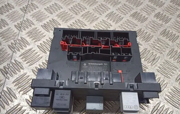 Volkswagen Golf Plus Bluetooth control unit module 1K0937049K