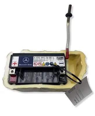 Mercedes-Benz SLK R172 Car battery A0009827008 0009827008