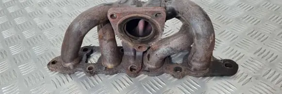 Ford Maverick Exhaust manifold