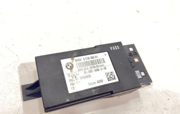 BMW 5 F10 F11 Seat heating relay 9216468
