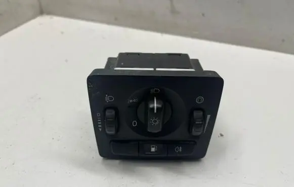 Volvo V50 Light switch 30669734