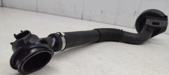 Mercedes-Benz Sprinter W907 W910 Oil fill pipe A6540107910