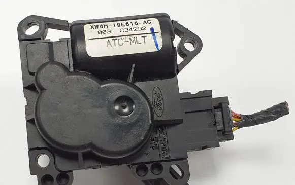 Jaguar S-Type A/C air flow flap actuator/motor XW4H-19E616-AC