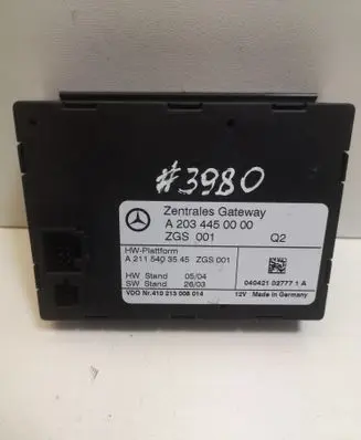 Mercedes-Benz C W203 Gateway control module A2034450000