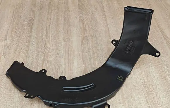 BMW X4 G02 Cabin air duct channel 7398048
