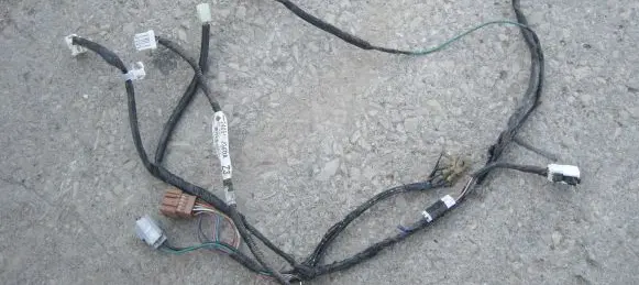 Nissan X-Trail T31 Front door wiring loom 24051JG40A