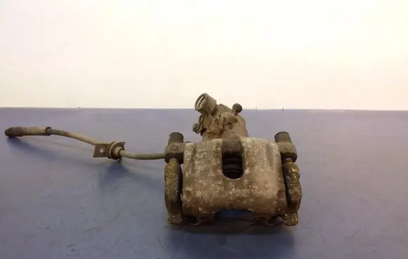 Ford Grand C-MAX Rear brake caliper