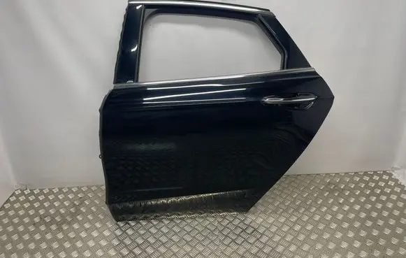 Ford Fusion II Rear door