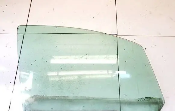 Opel Zafira B Front door window glass four-door AS2M3240DOT682