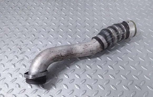 BMW 3 E90 E91 Intercooler hose/pipe QA1024757