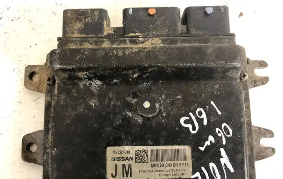 Nissan Note (E11) Engine control unit/module MEC93040B16Y15