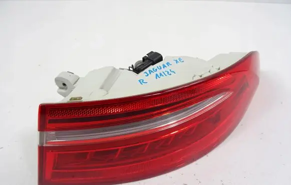 Jaguar XE Rear/tail lights