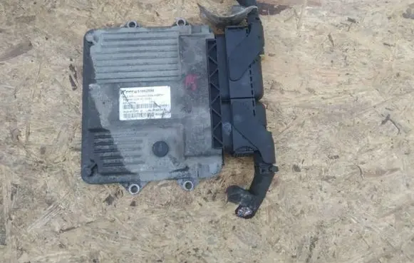 Fiat Fiorino Wing mirror control module 