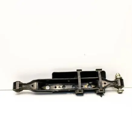Nissan X-Trail T32 Rear upper control arm/wishbone