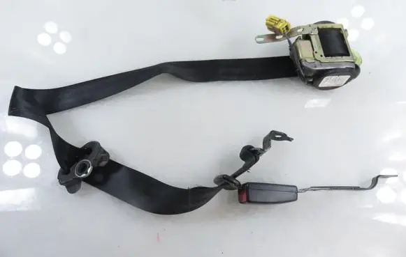 Volkswagen Polo IV 9N3 Front seatbelt 5424028