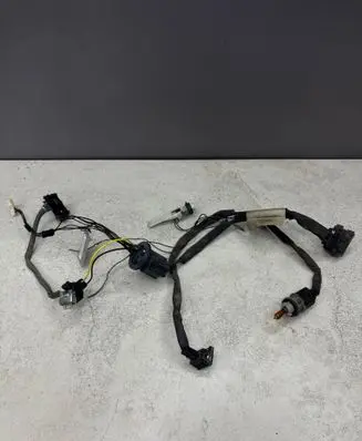 Volvo XC90 Headlight/headlamp wiring loom/harness 89050063A