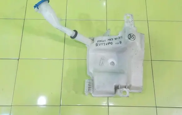 Ford Focus Windshield washer fluid reservoir/tank BV6117B613AC ZBIORNICZEK