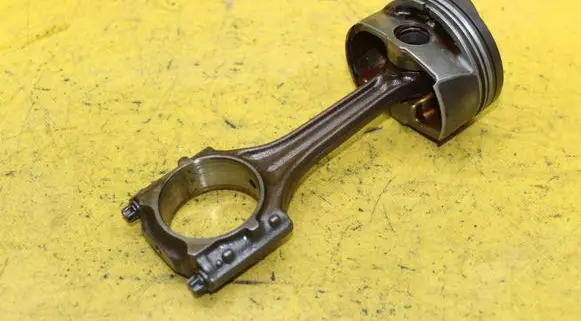 Audi A3 S3 8P Piston with connecting rod
