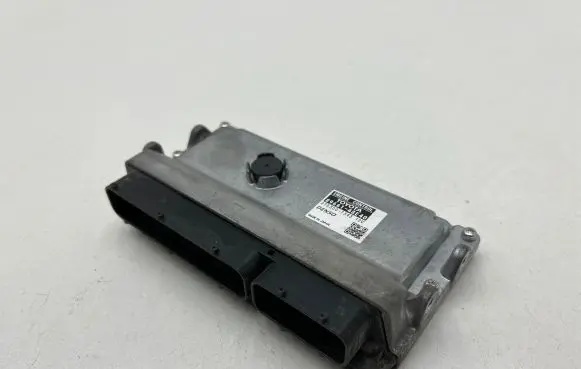 Lexus RX 450H Engine control unit/module 8966148E40 2753007343