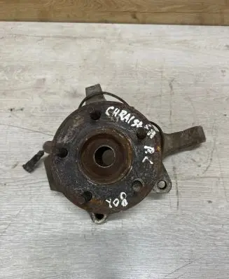 Chrysler Grand Voyager V Front wheel hub