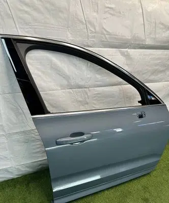 Volvo XC60 Front door 