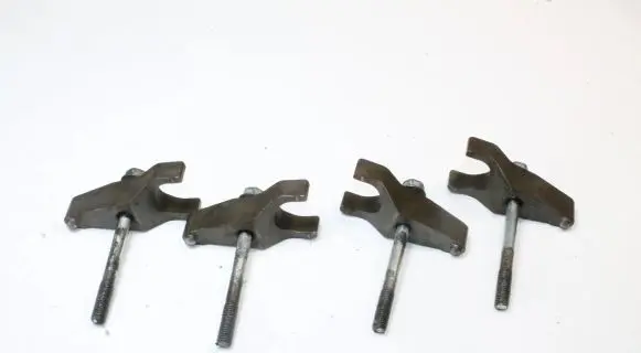 Toyota Auris 150 Fuel Injector clamp holder