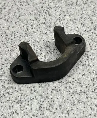 BMW 7 E65 E66 Fuel Injector clamp holder 13537787215
