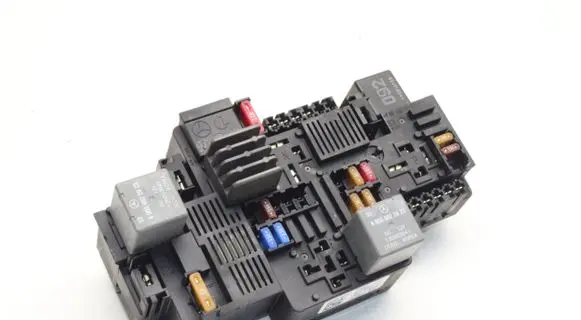 Mercedes-Benz EQC Fuse box set A2139065706