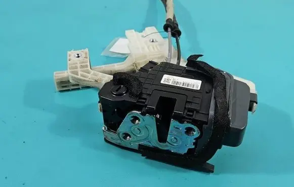 Hyundai Elantra VI Rear door lock 81420-F2000 IMPRK1495953