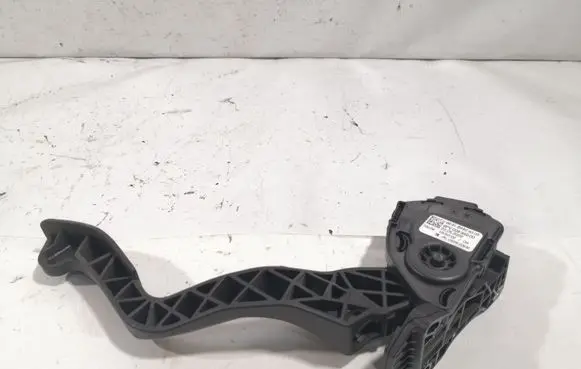 Peugeot 207 Accelerator throttle pedal 968184408003 6PV00994900