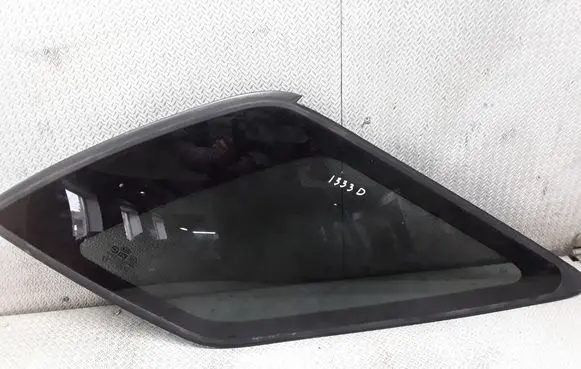 KIA Sorento Rear side window