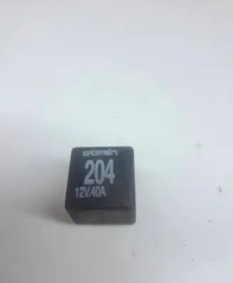 Volkswagen Transporter - Caravelle T4 Horn buzzer relay 431951253H