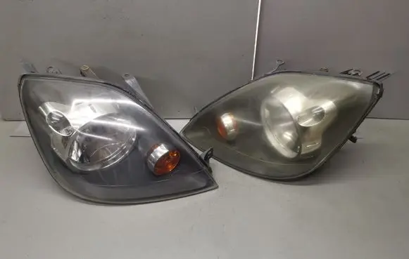 Ford Fiesta Headlights/headlamps set 0301224311 6S6113W030AE